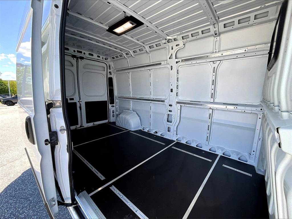 2025 Ram ProMaster 2500 High Roof - Photo 15