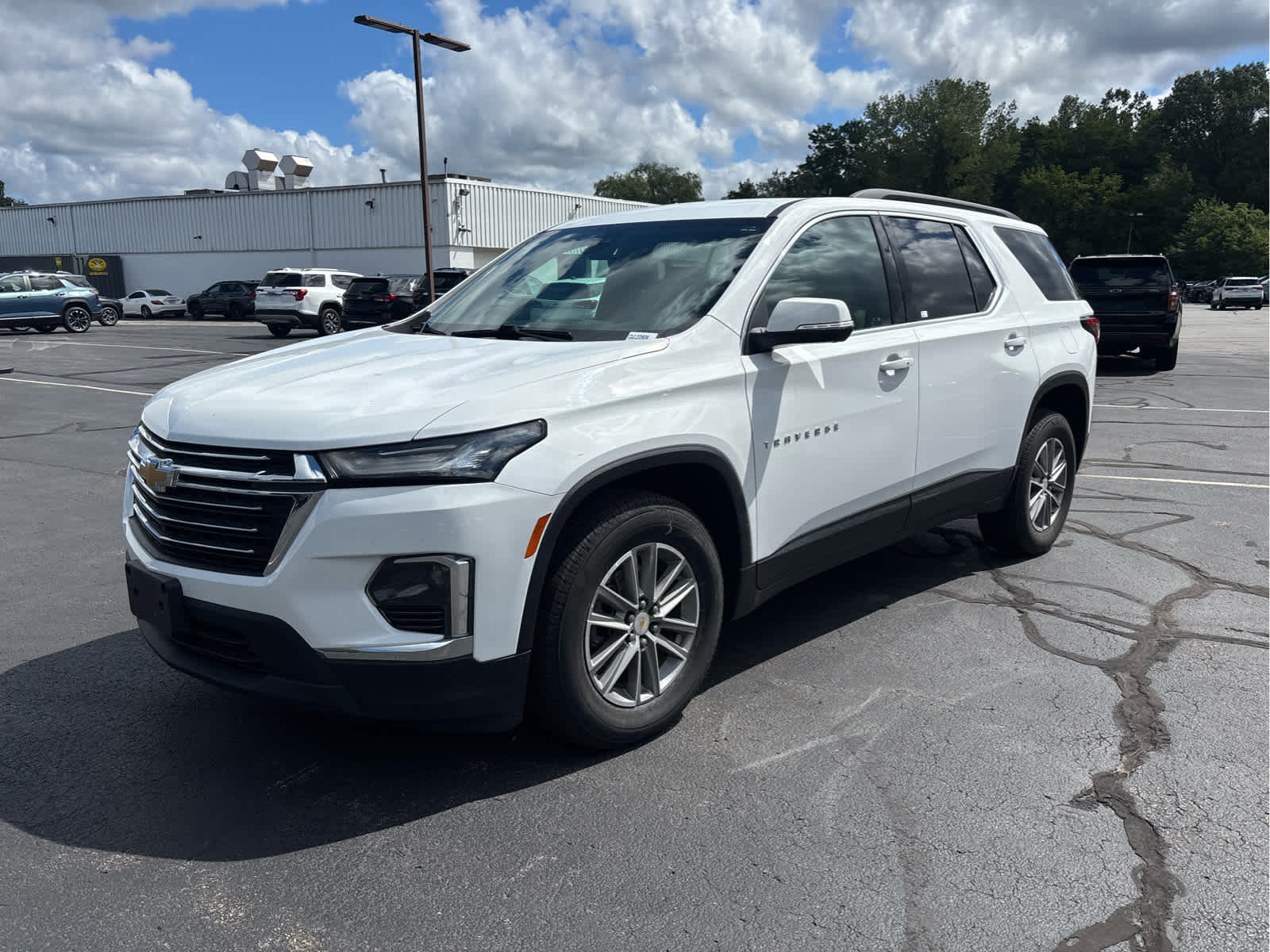 2022 Chevrolet Traverse LT Leather