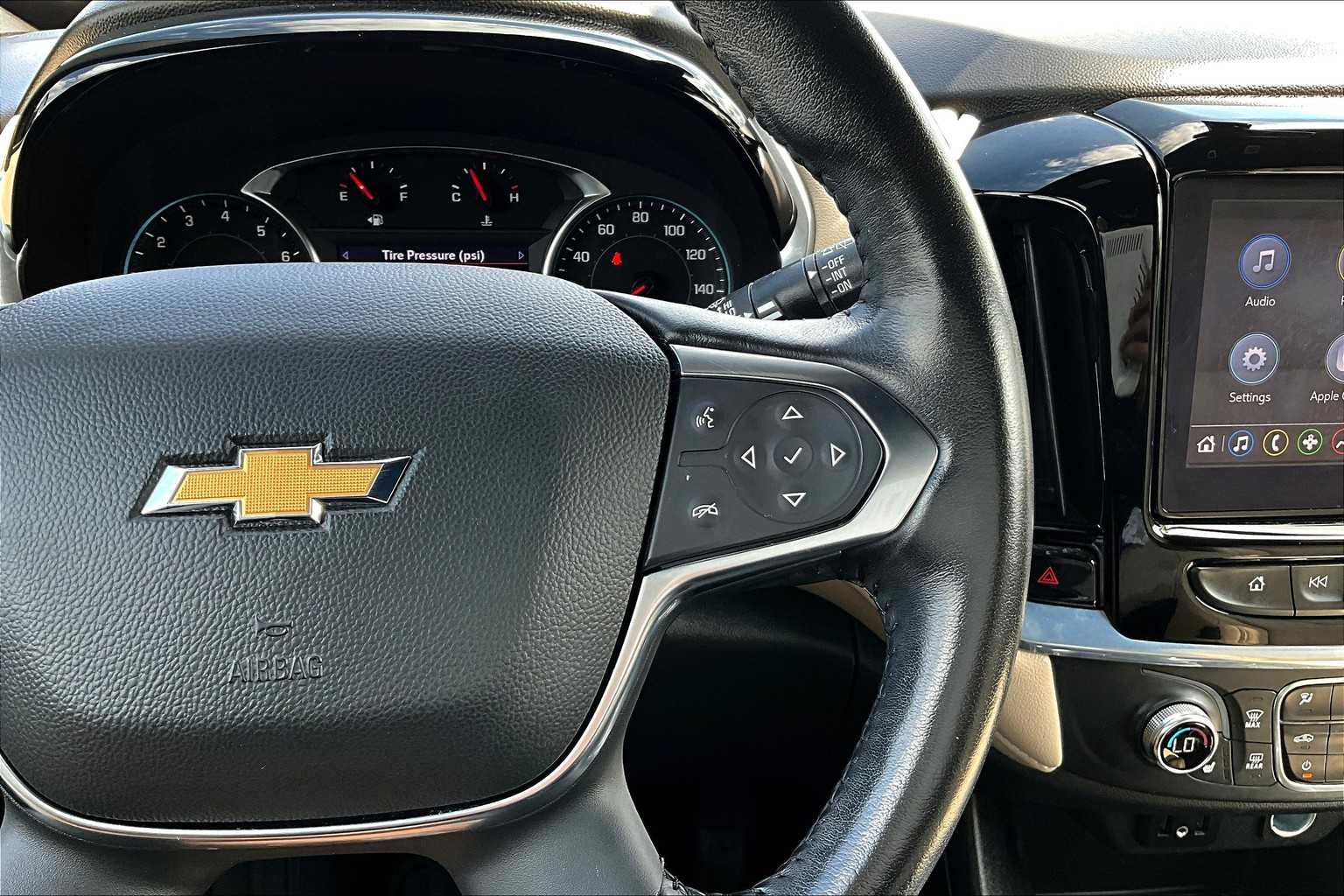 2022 Chevrolet Traverse LT Leather - Photo 25