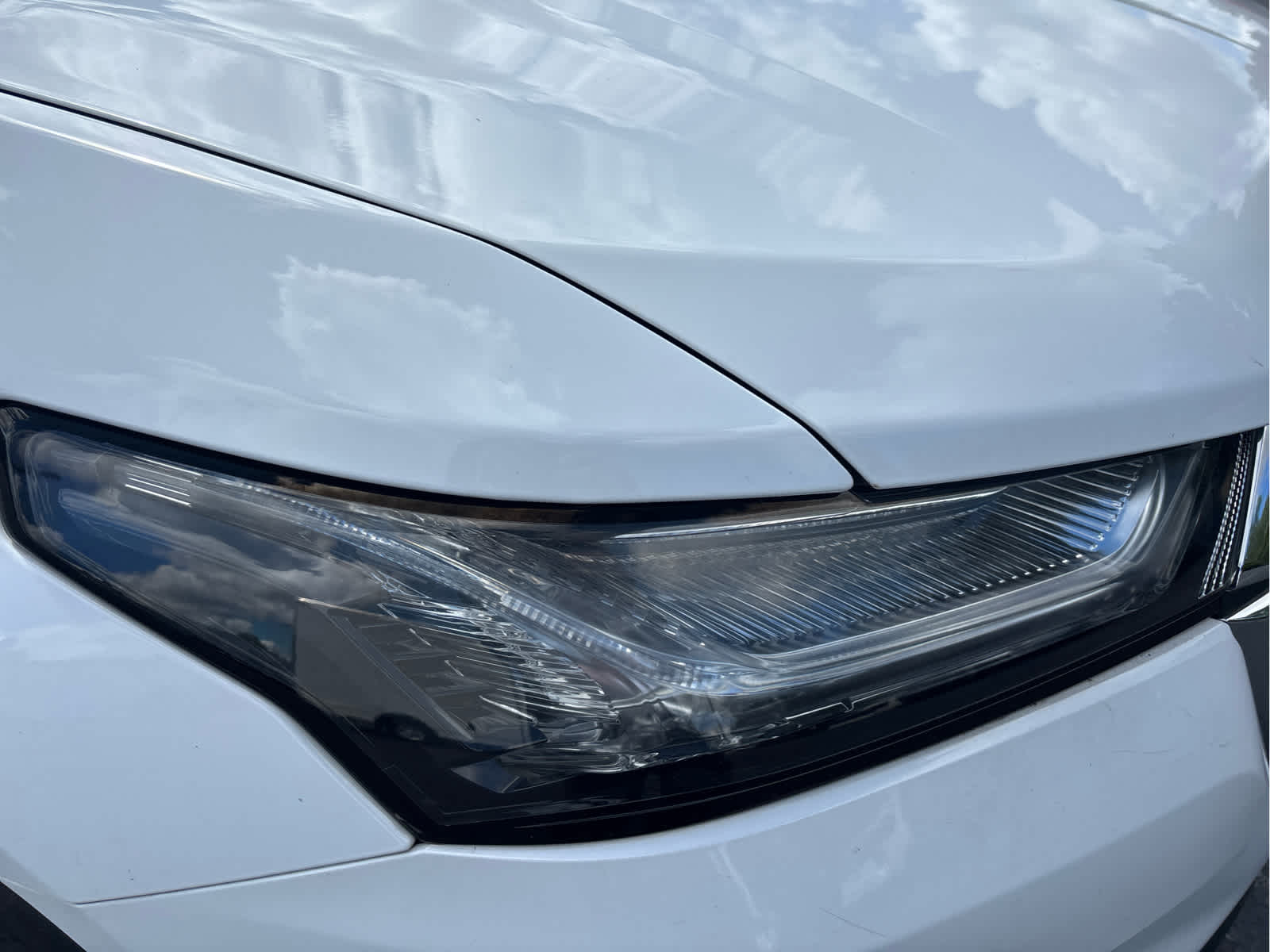 2022 Chevrolet Traverse LT Leather - Photo 5