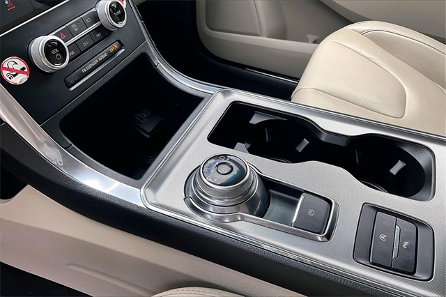 2022 Ford Edge Titanium - Photo 15