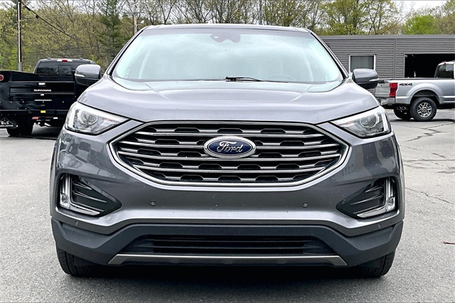 2022 Ford Edge Titanium - Photo 2
