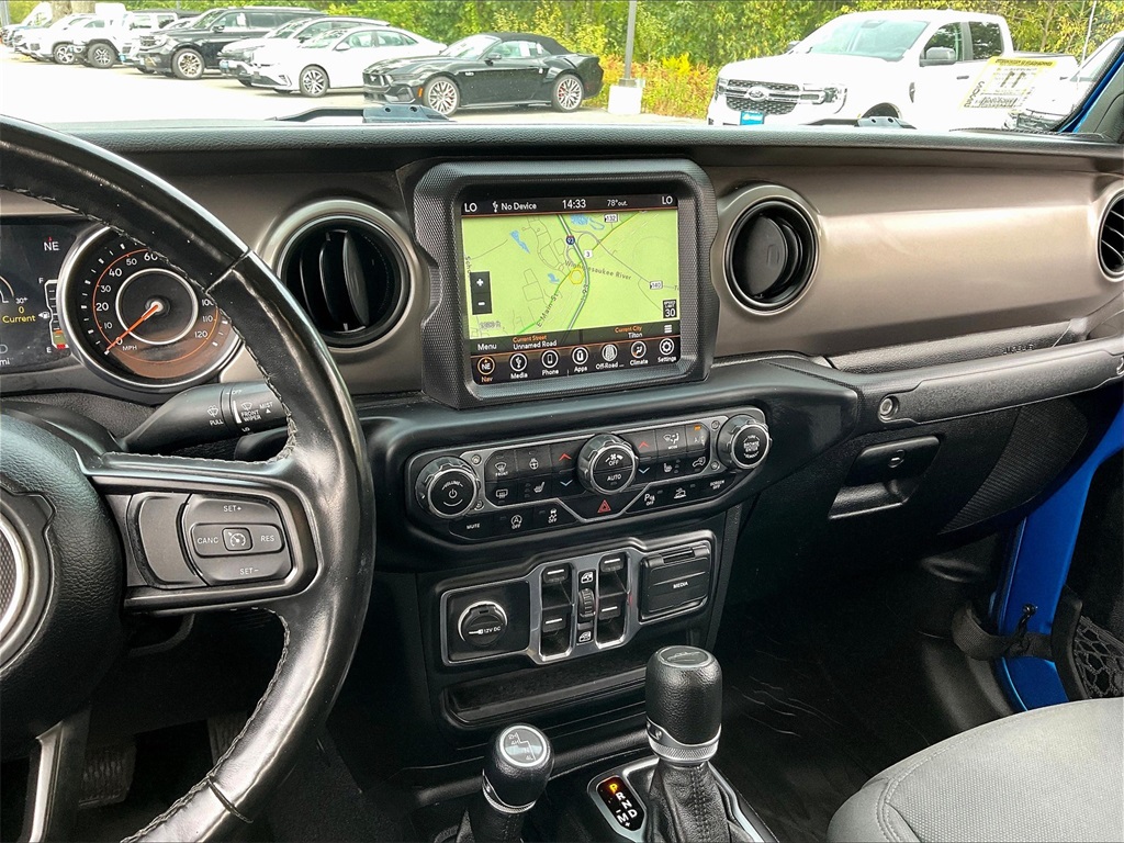 2021 Jeep Gladiator Willys - Photo 17