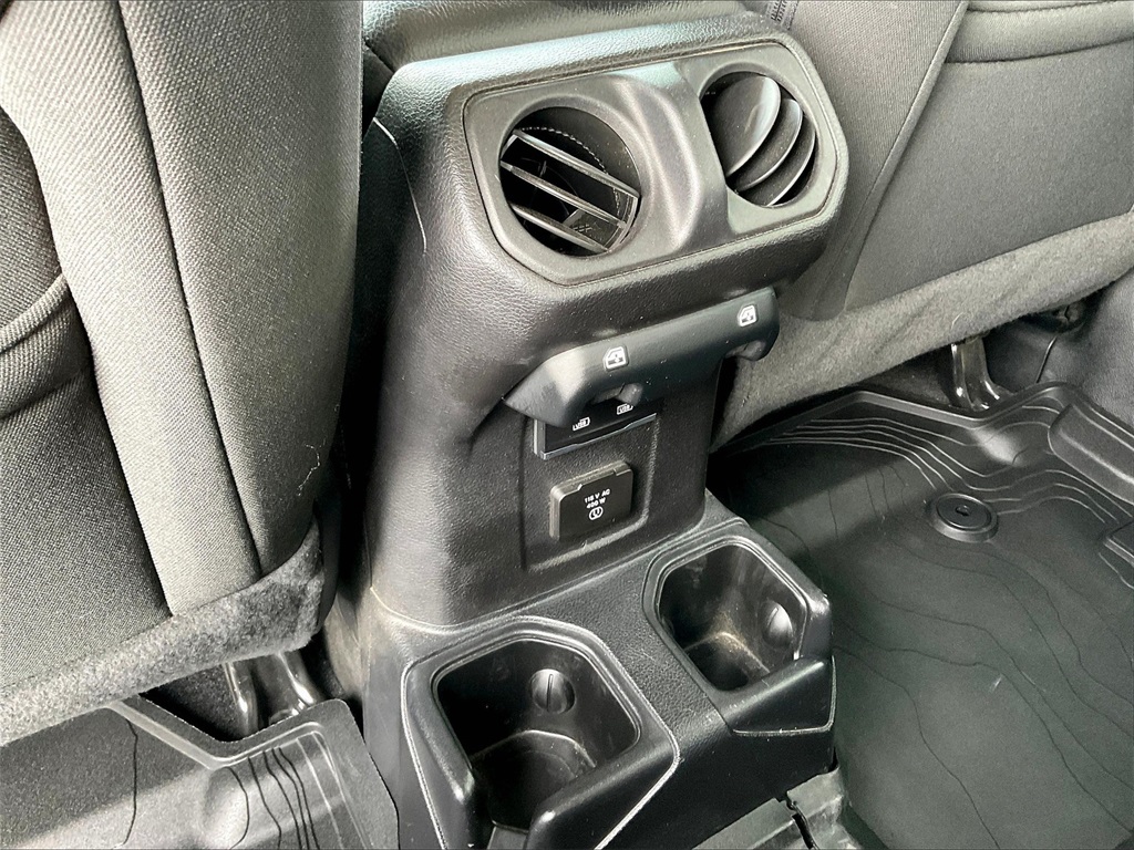 2021 Jeep Gladiator Willys - Photo 25