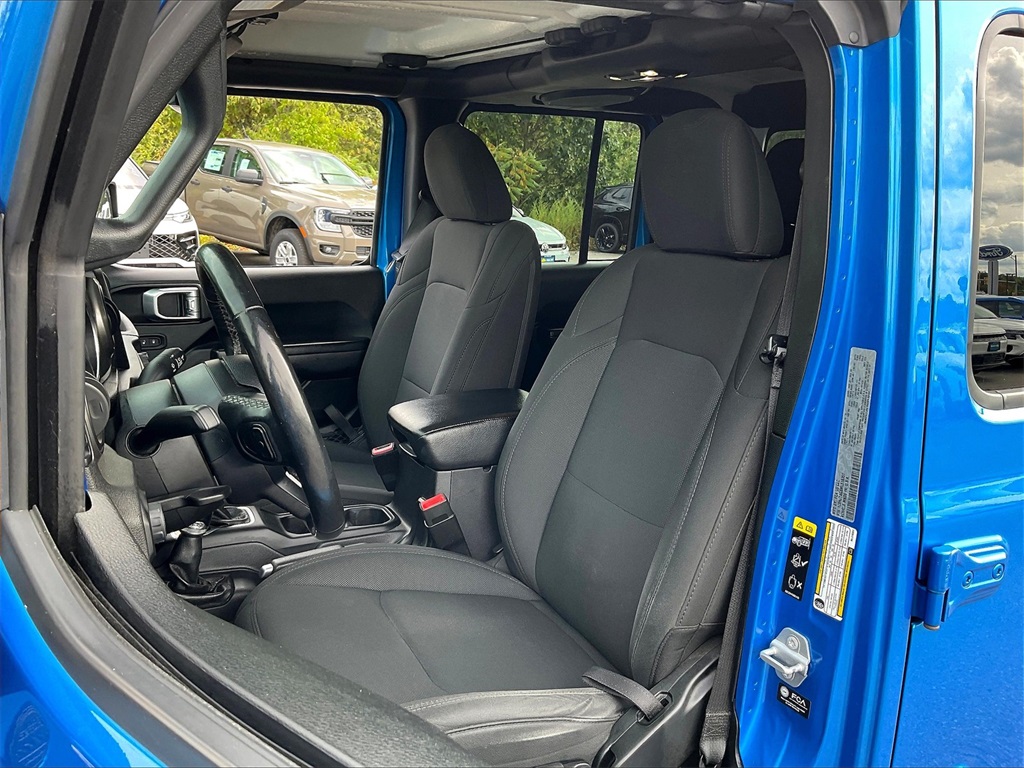 2021 Jeep Gladiator Willys - Photo 9
