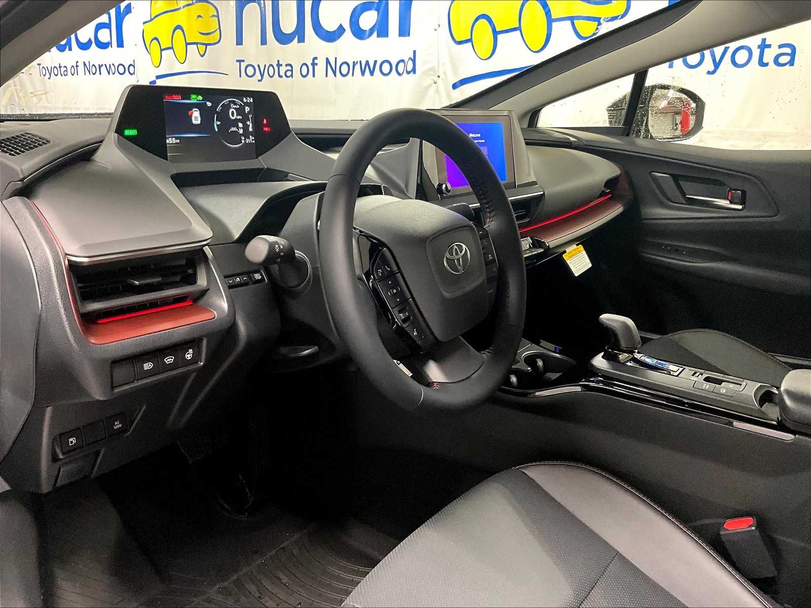 2026 Toyota Prius Plug-In Hybrid XSE - Photo 9