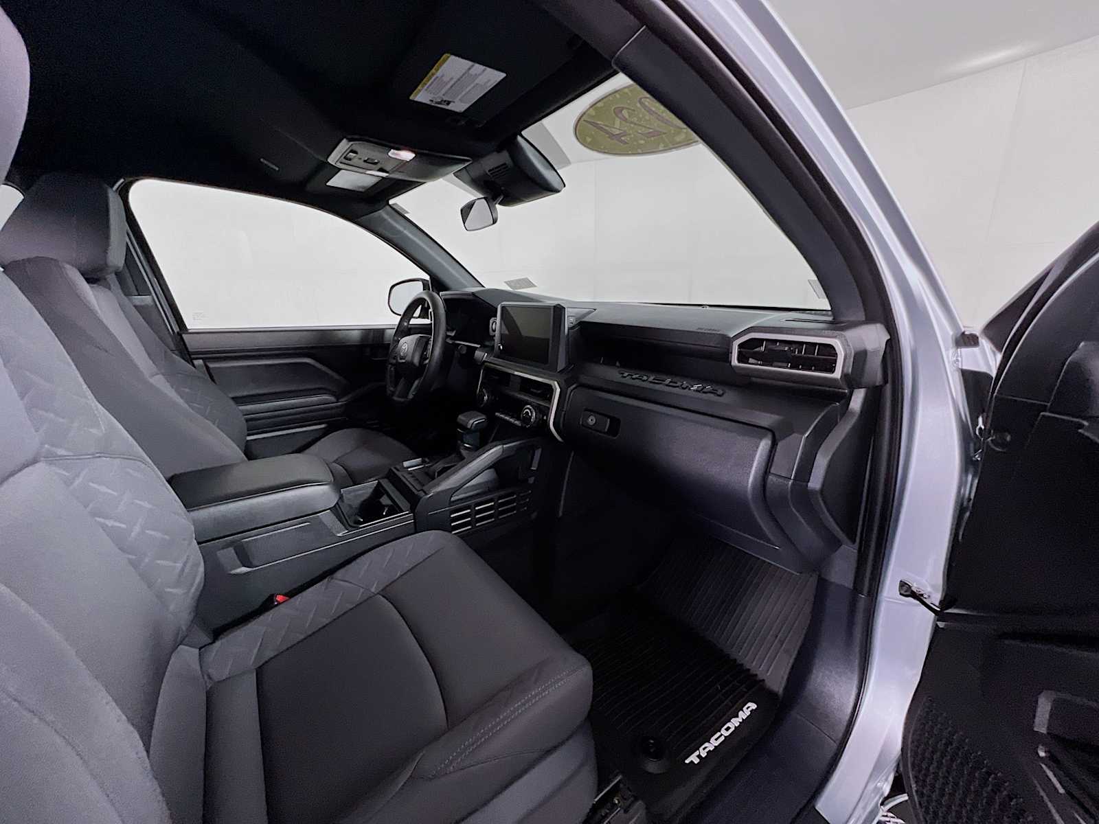 2024 Toyota Tacoma SR - Photo 24