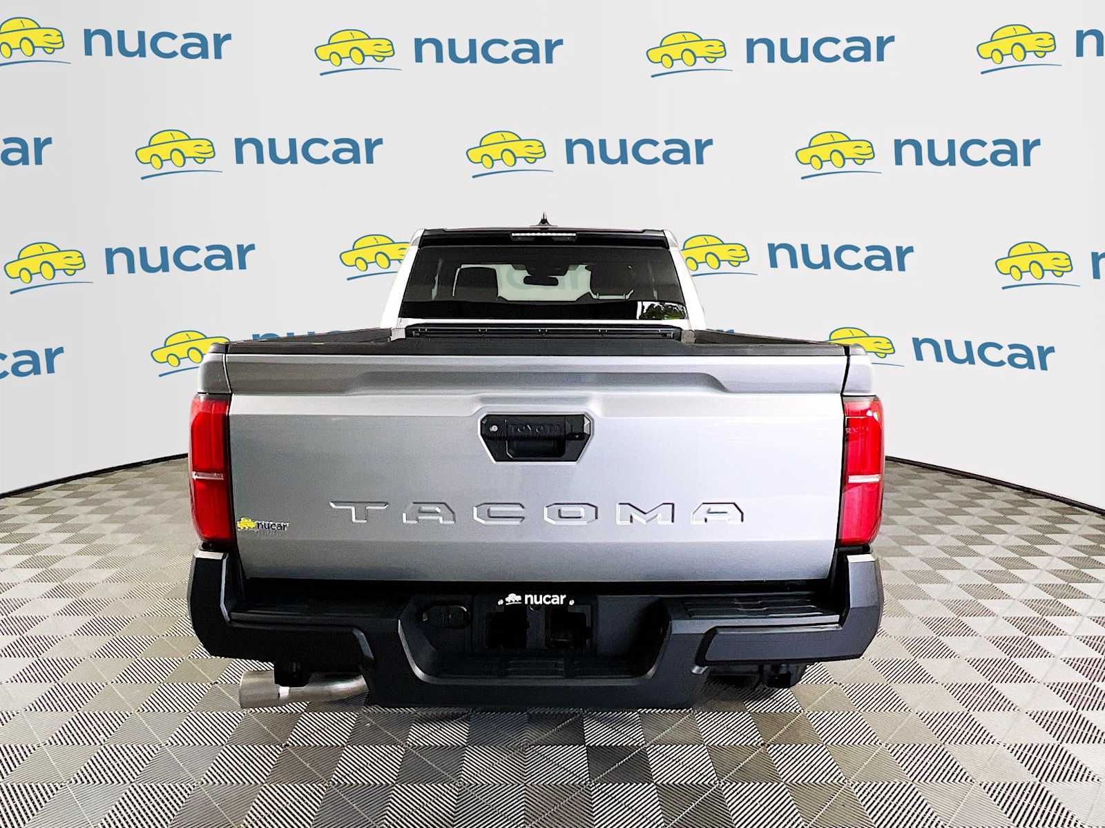 2024 Toyota Tacoma SR - Photo 6
