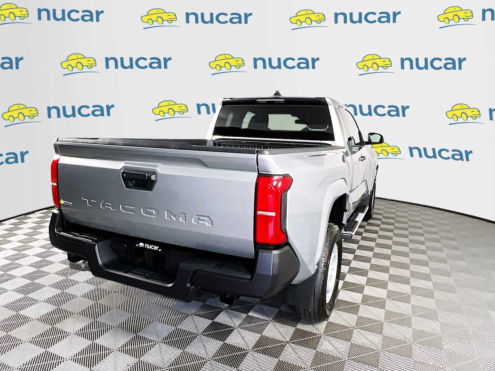 2024 Toyota Tacoma SR - Photo 7