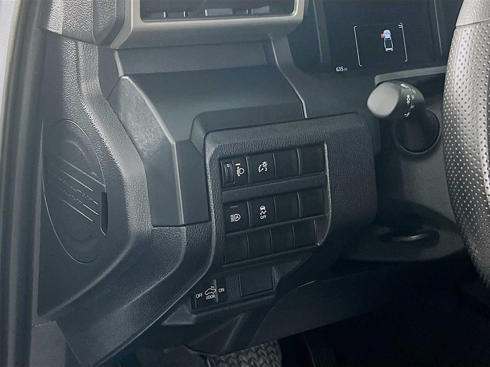 2024 Toyota Tacoma SR - Photo 10