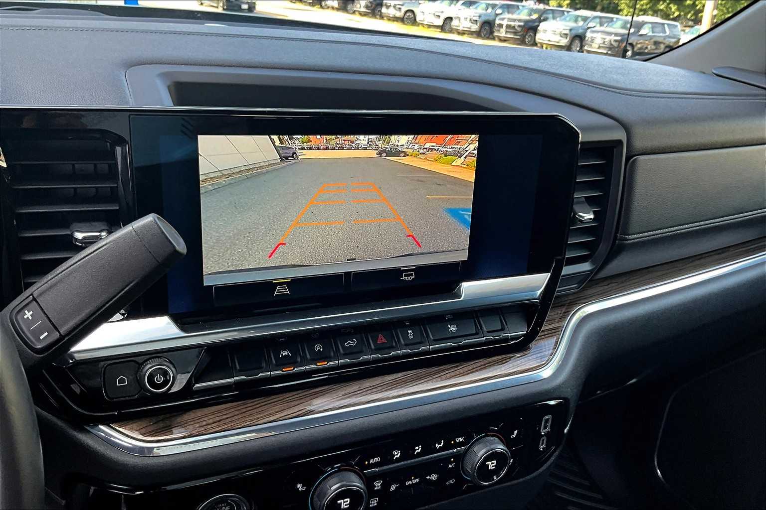 2023 Chevrolet Silverado 1500 LT - Photo 19