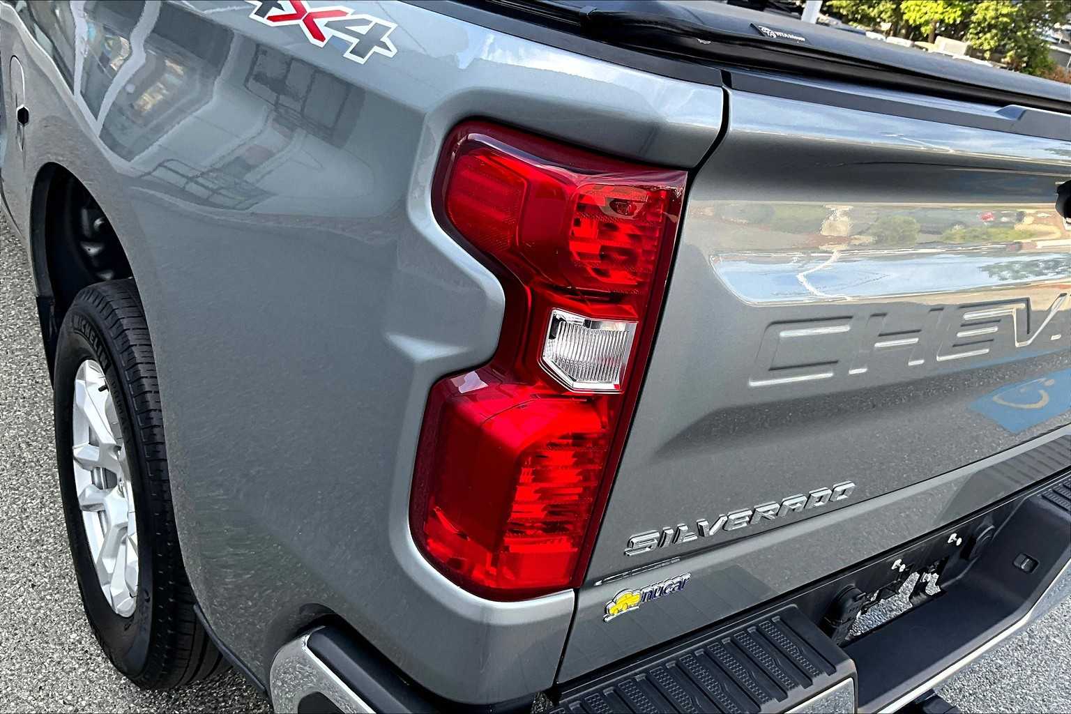2023 Chevrolet Silverado 1500 LT - Photo 33