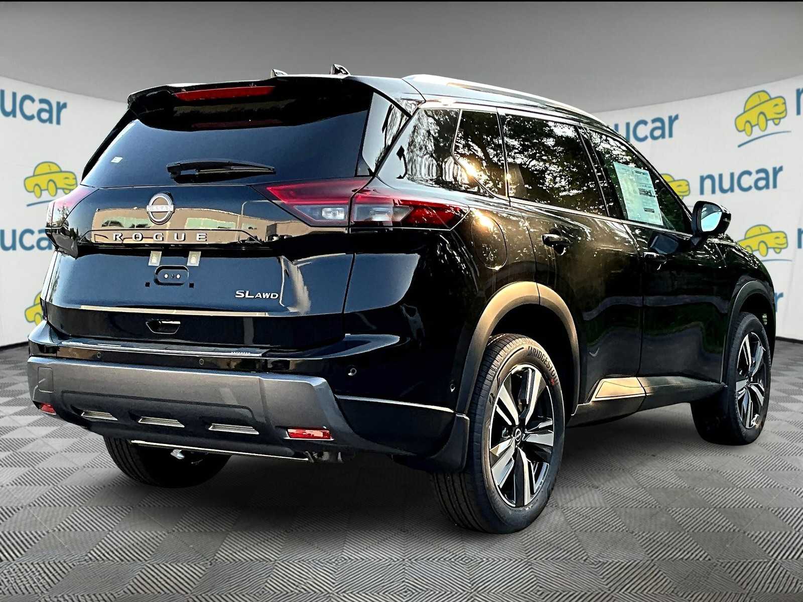 2025 Nissan Rogue SL photo 7