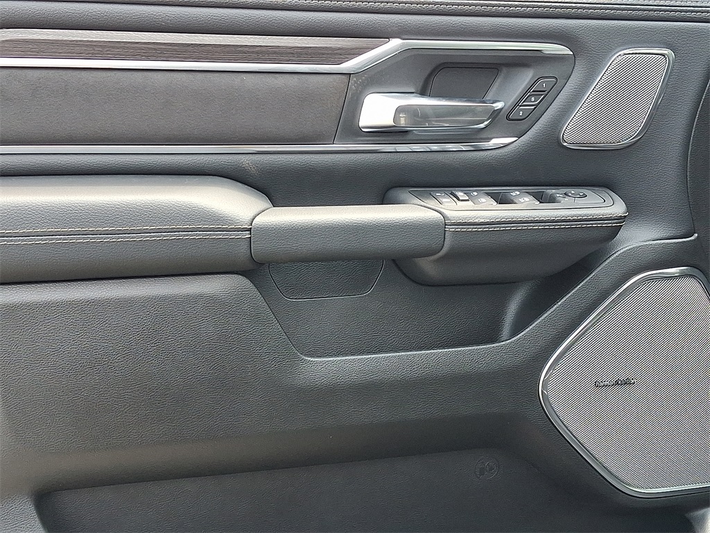 2026 Ram 1500 Laramie - Photo 8