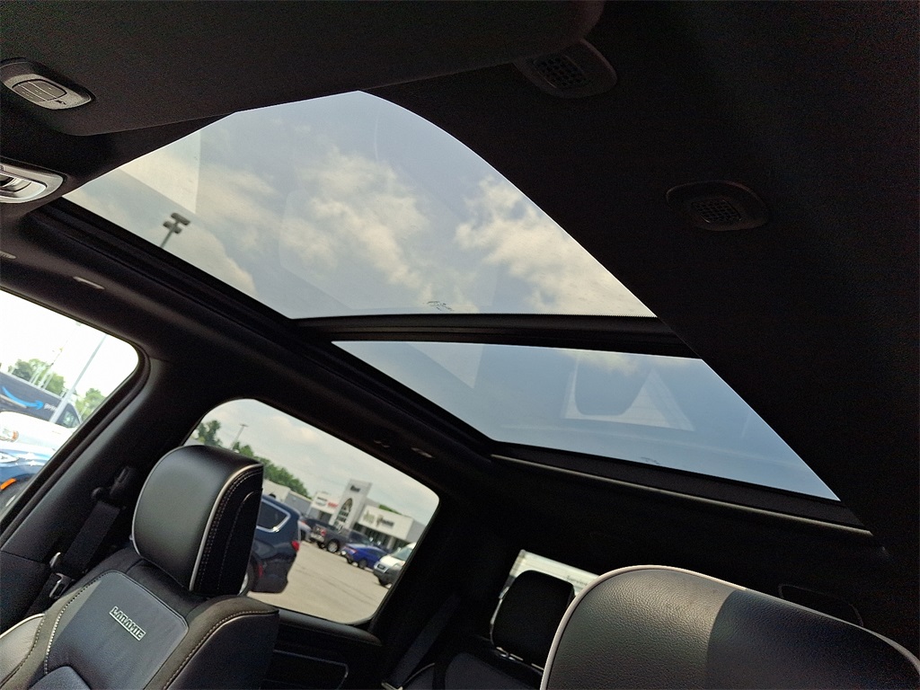 2026 Ram 1500 Laramie - Photo 10