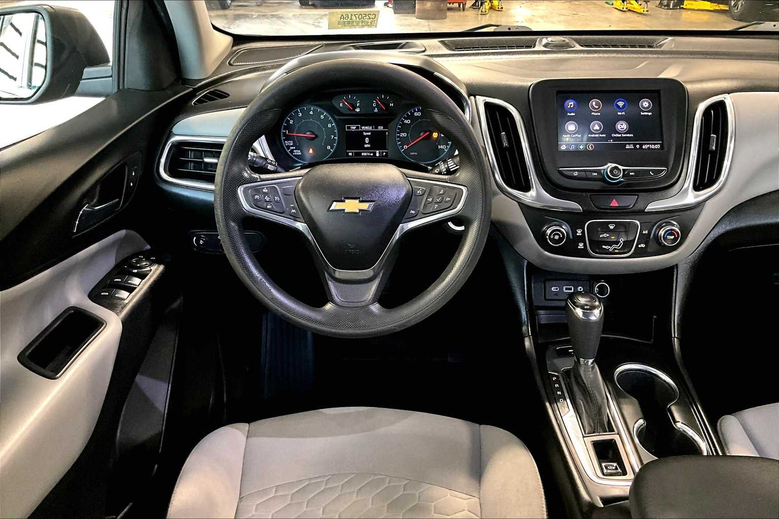 2020 Chevrolet Equinox LS - Photo 18