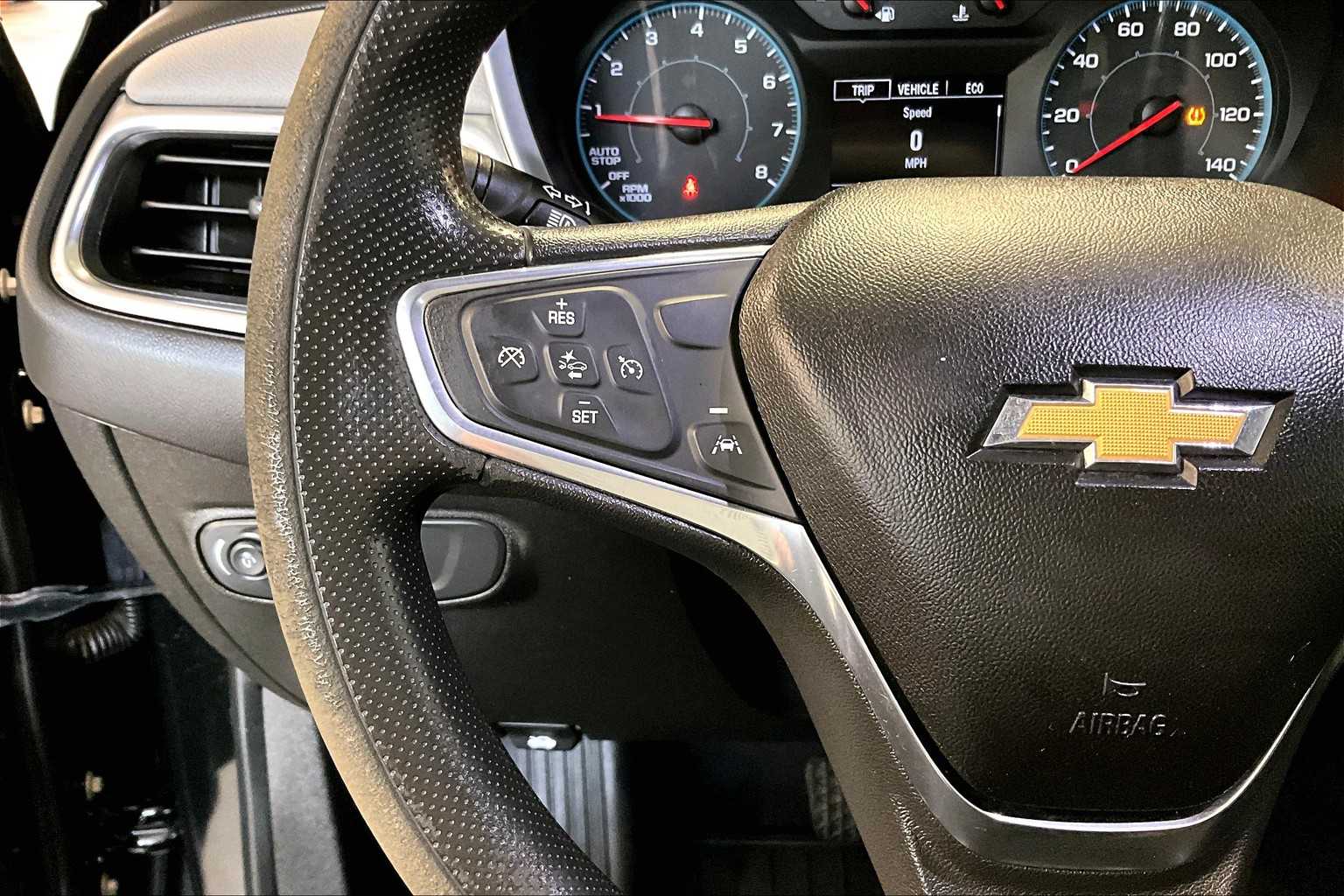 2020 Chevrolet Equinox LS - Photo 24