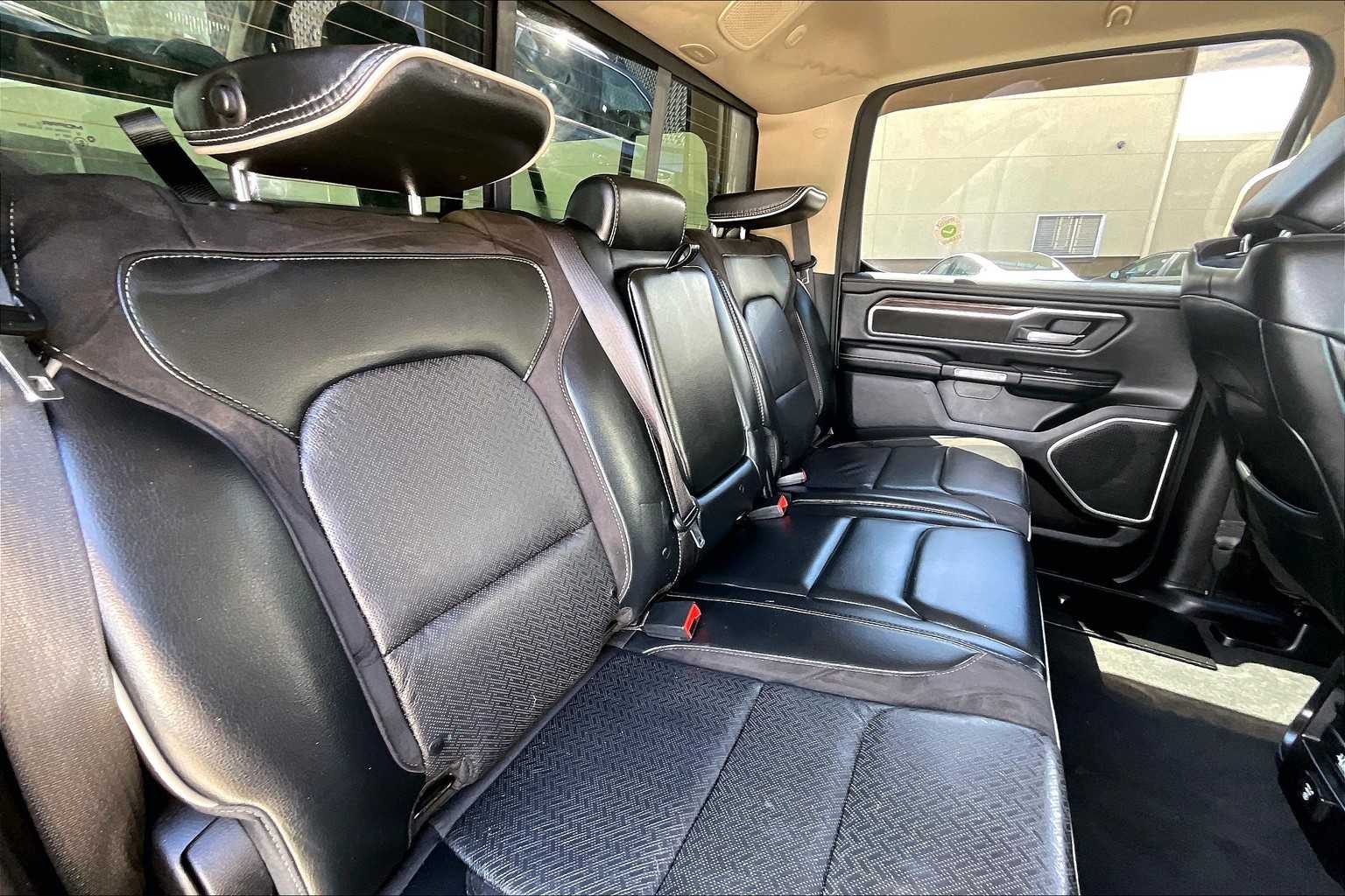 2019 Ram 1500 Laramie - Photo 16