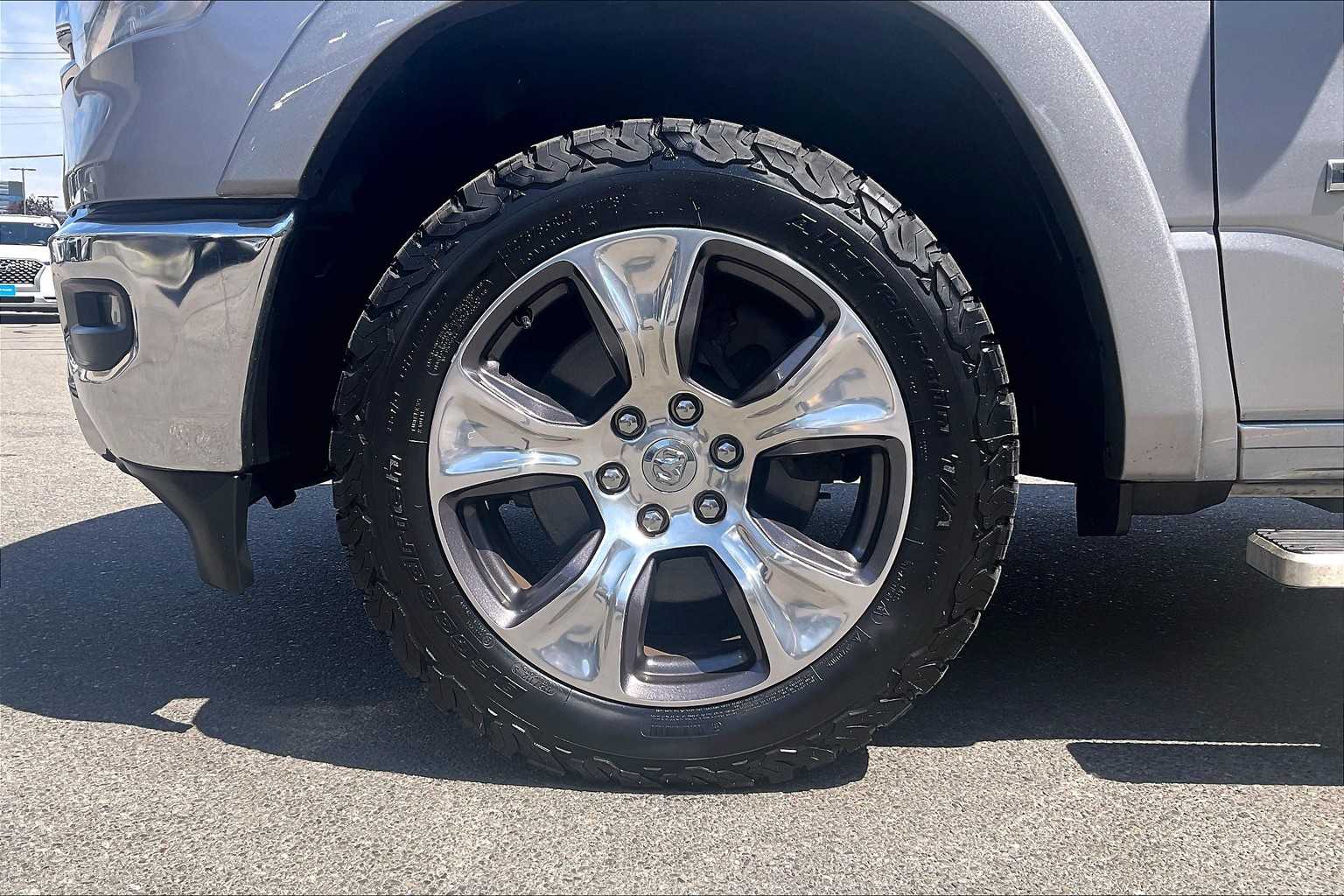 2019 Ram 1500 Laramie - Photo 7