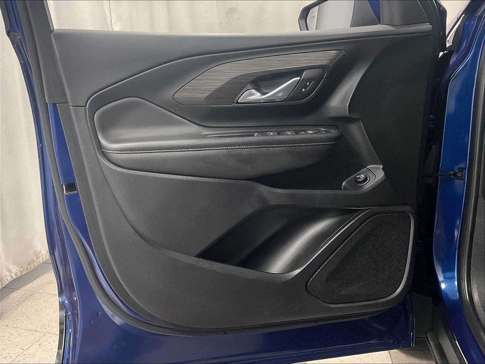 2022 GMC Terrain SLE - Photo 9