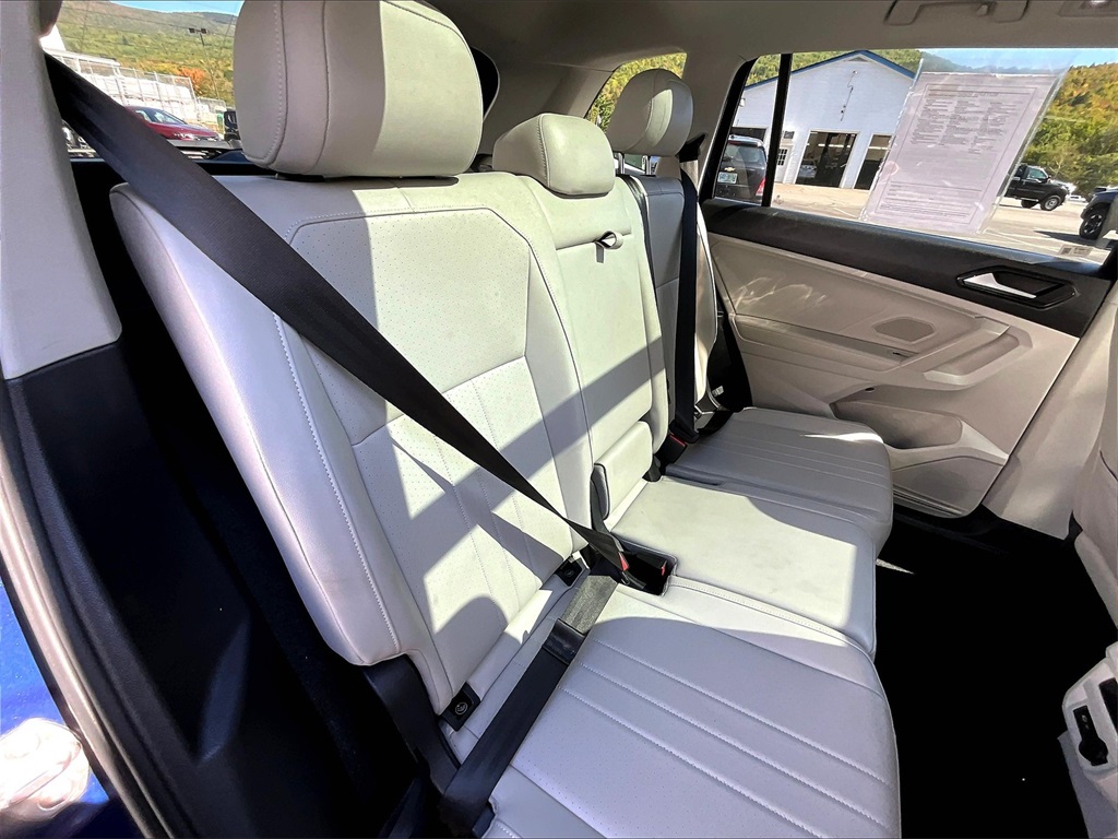 2022 Volkswagen Tiguan 2.0T SE - Photo 16