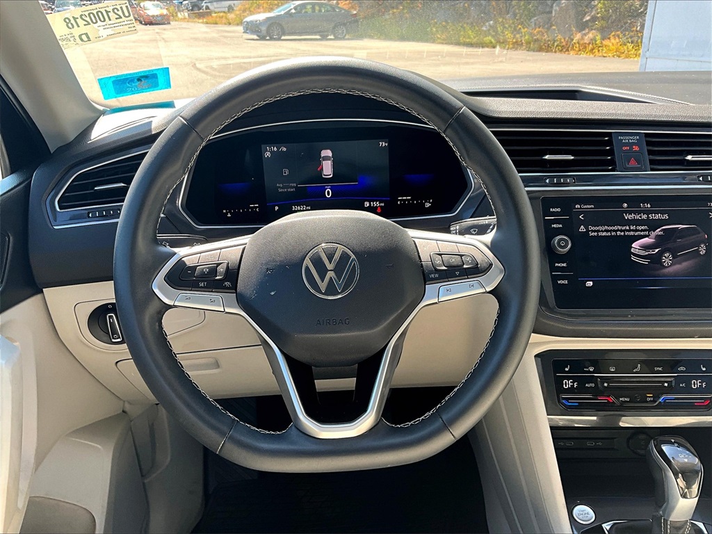 2022 Volkswagen Tiguan 2.0T SE - Photo 17