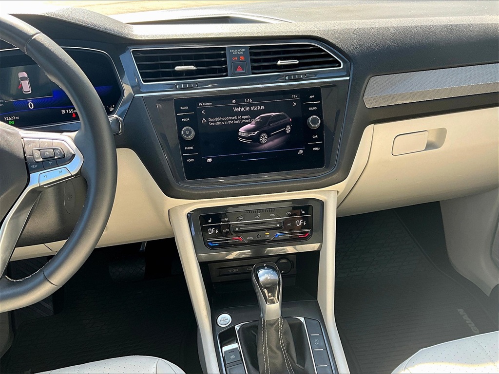 2022 Volkswagen Tiguan 2.0T SE - Photo 18