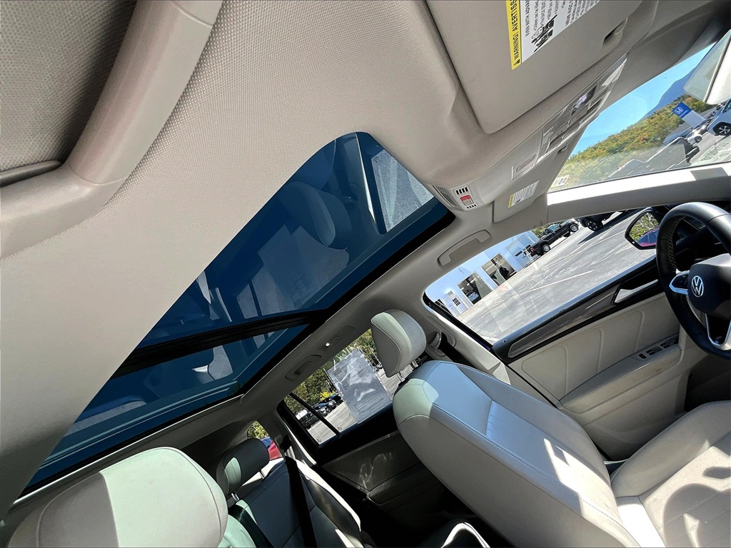 2022 Volkswagen Tiguan 2.0T SE - Photo 22