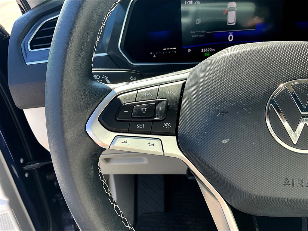 2022 Volkswagen Tiguan 2.0T SE - Photo 23