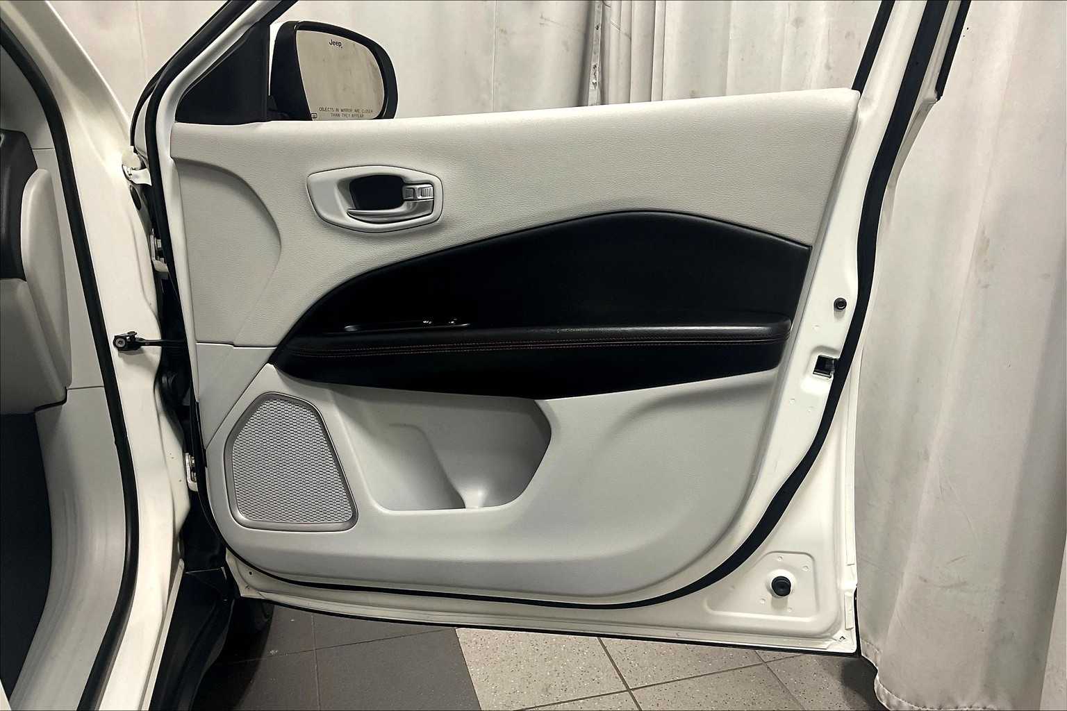 2020 Jeep Compass Limited - Photo 12