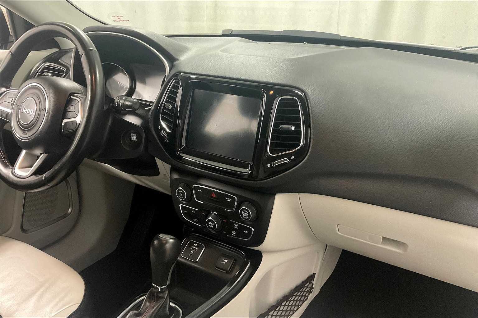 2020 Jeep Compass Limited - Photo 14