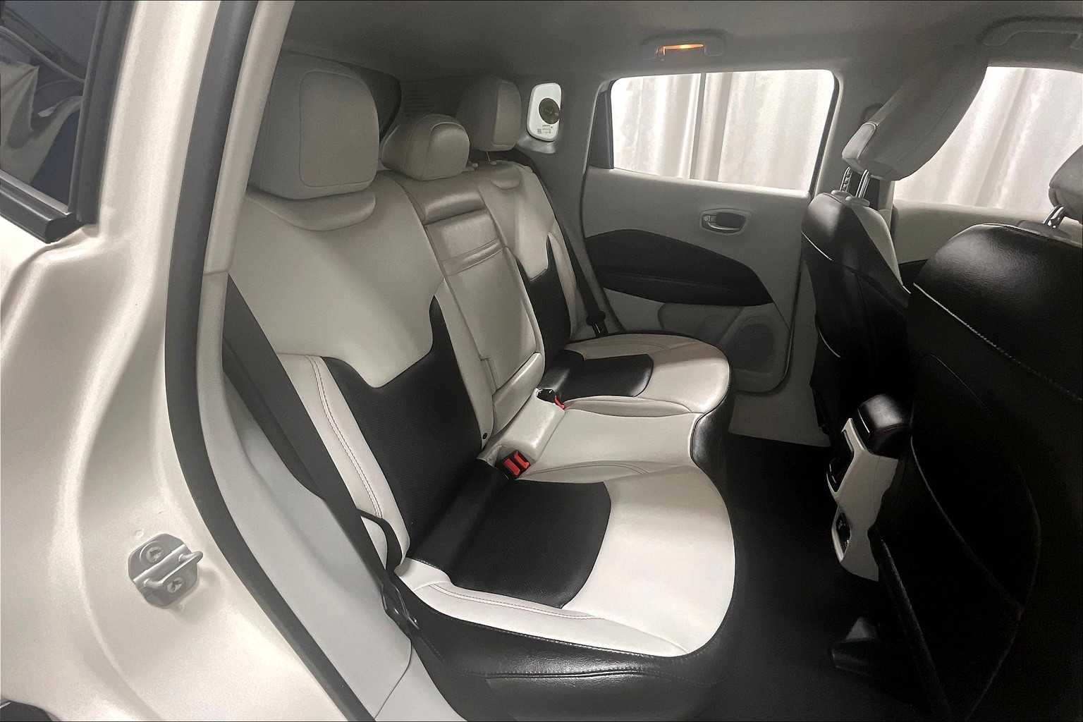 2020 Jeep Compass Limited - Photo 16