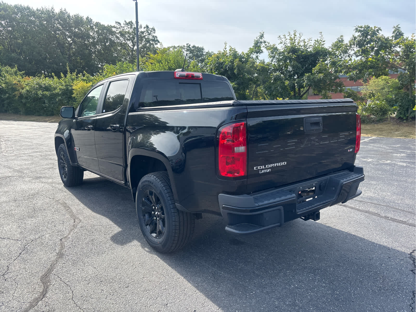2021 Chevrolet Colorado 4WD Z71 - Photo 6