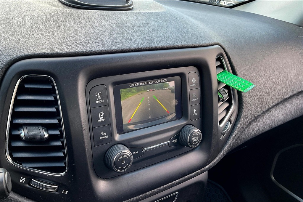 2018 Jeep Compass Latitude - Photo 16