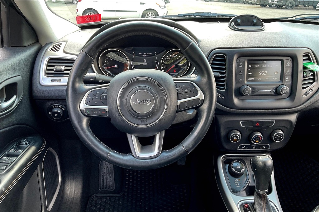 2018 Jeep Compass Latitude - Photo 17