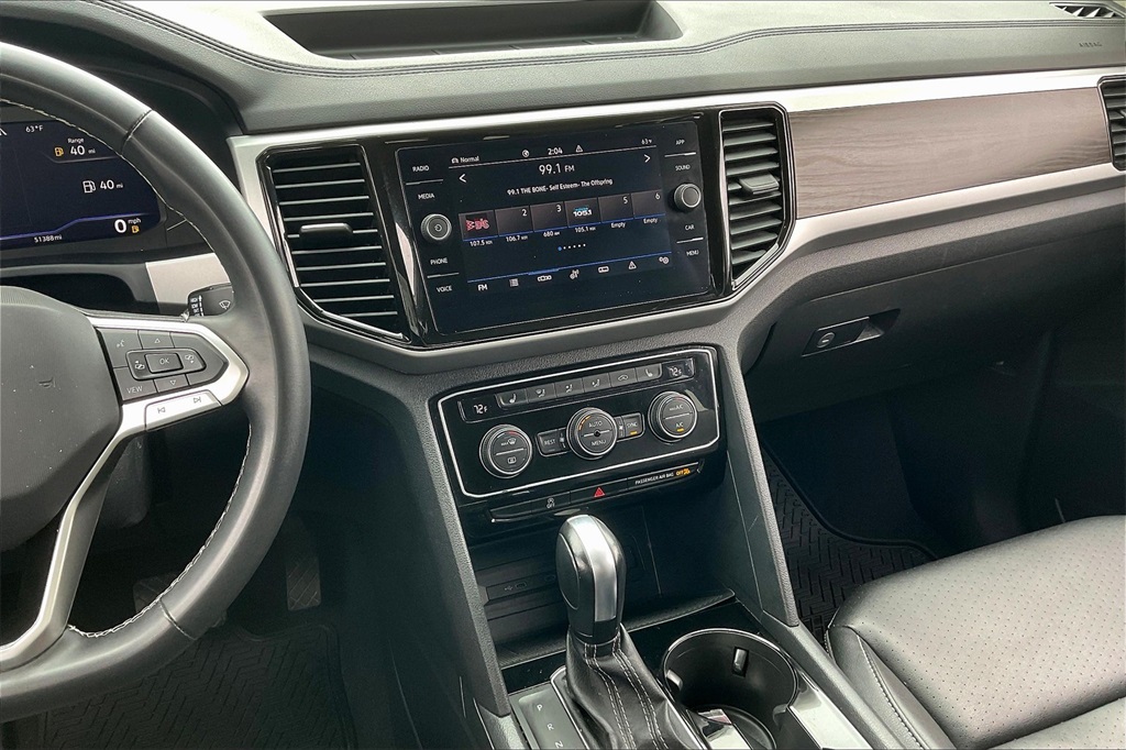 2022 Volkswagen Atlas 3.6L V6 SE w/Technology - Photo 18