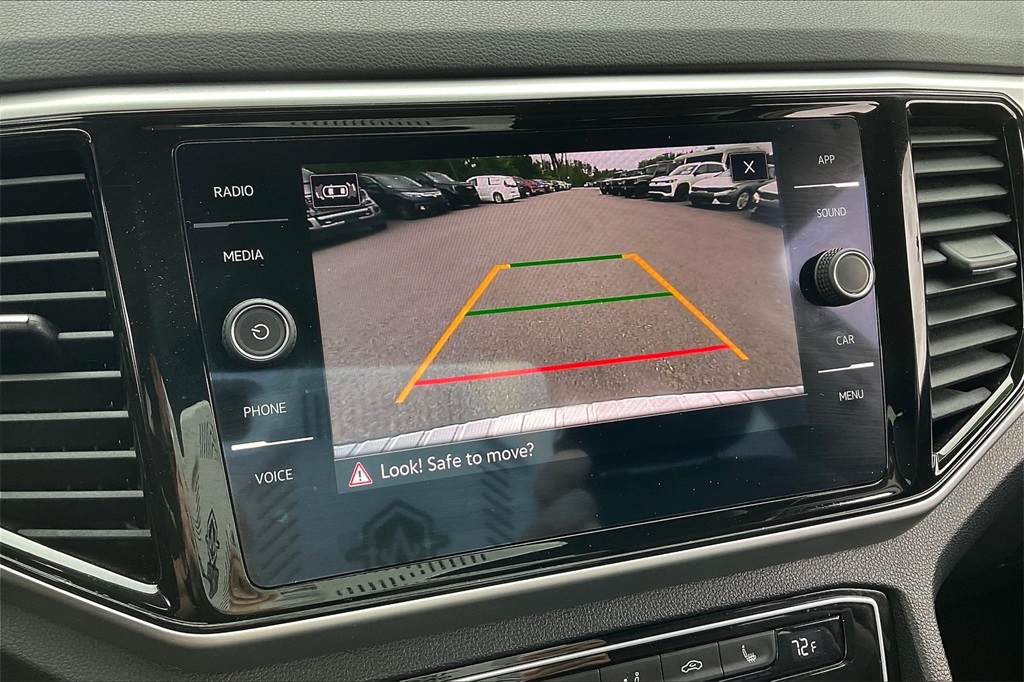 2022 Volkswagen Atlas 3.6L V6 SE w/Technology - Photo 19