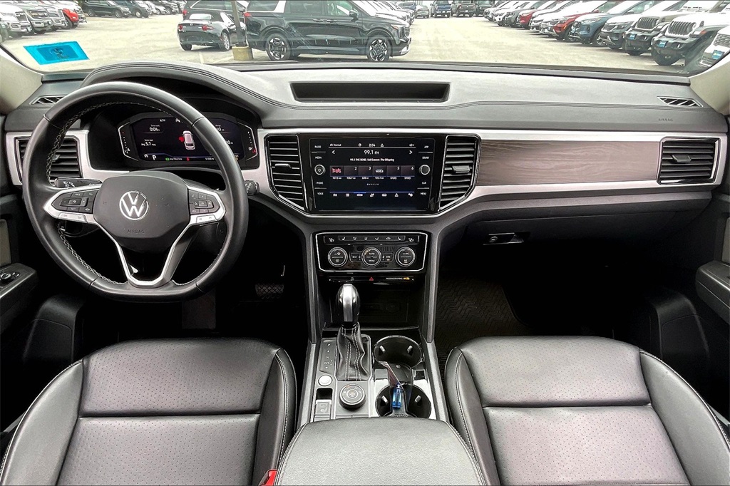 2022 Volkswagen Atlas 3.6L V6 SE w/Technology - Photo 21