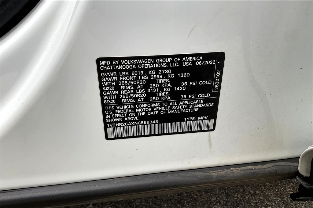 2022 Volkswagen Atlas 3.6L V6 SE w/Technology - Photo 32