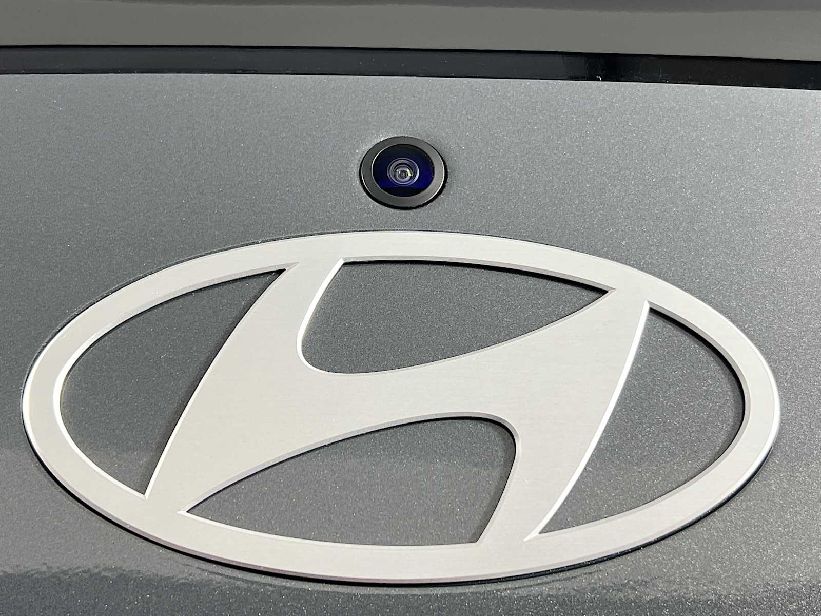 2025 Hyundai Elantra SEL Sport - Photo 17