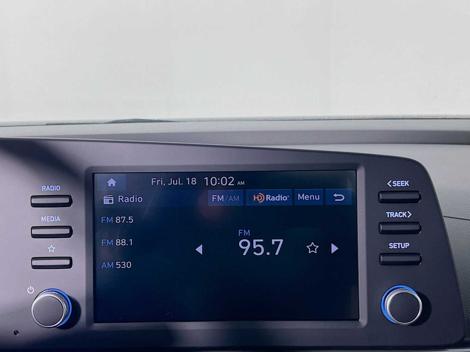 2025 Hyundai Elantra SEL Sport - Photo 8
