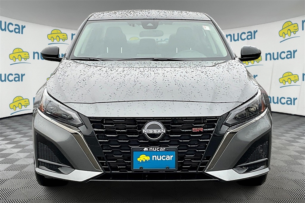 2025 Nissan Altima 2.5 SR - Photo 3