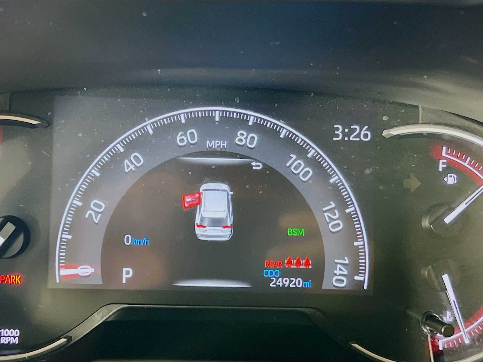 2024 Toyota RAV4 XLE - Photo 12