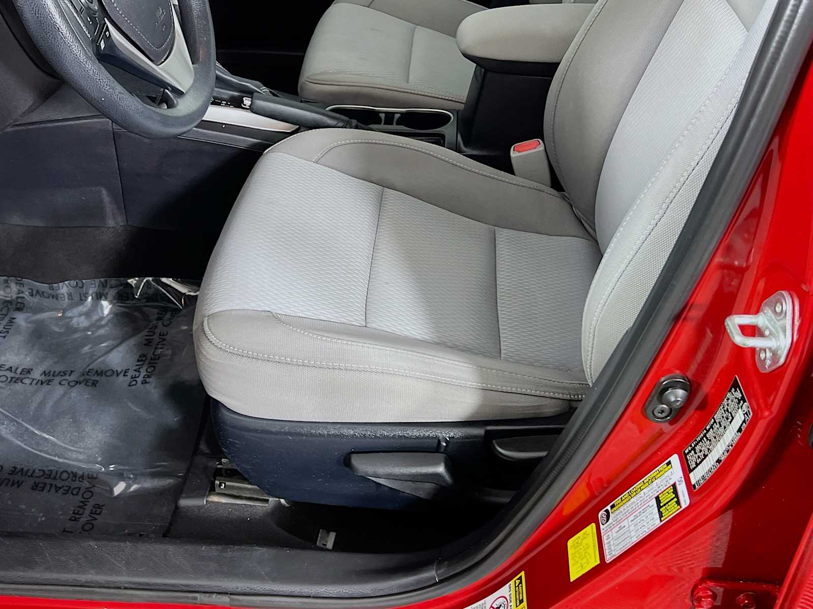 2016 Toyota Corolla LE - Photo 19