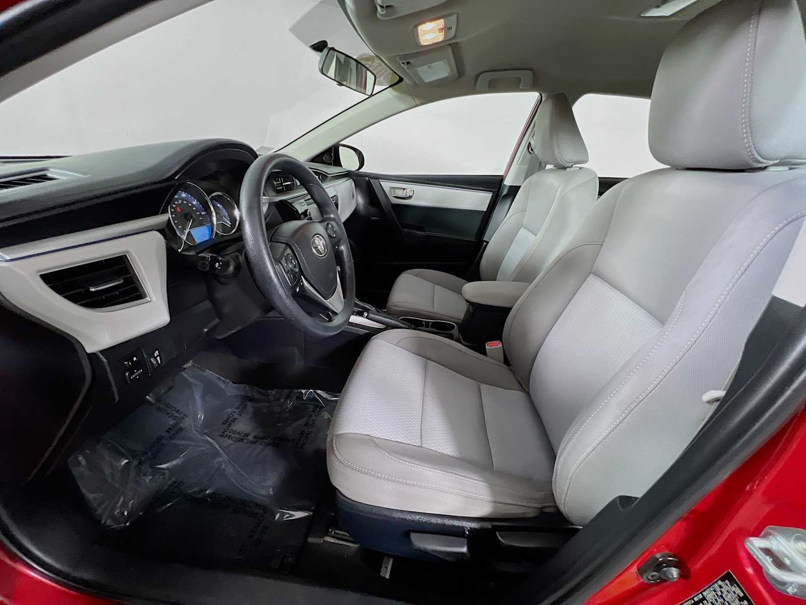 2016 Toyota Corolla LE - Photo 20