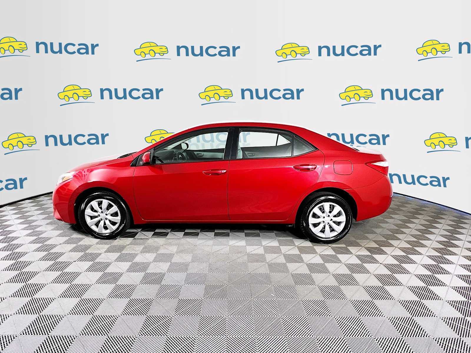 2016 Toyota Corolla LE - Photo 4