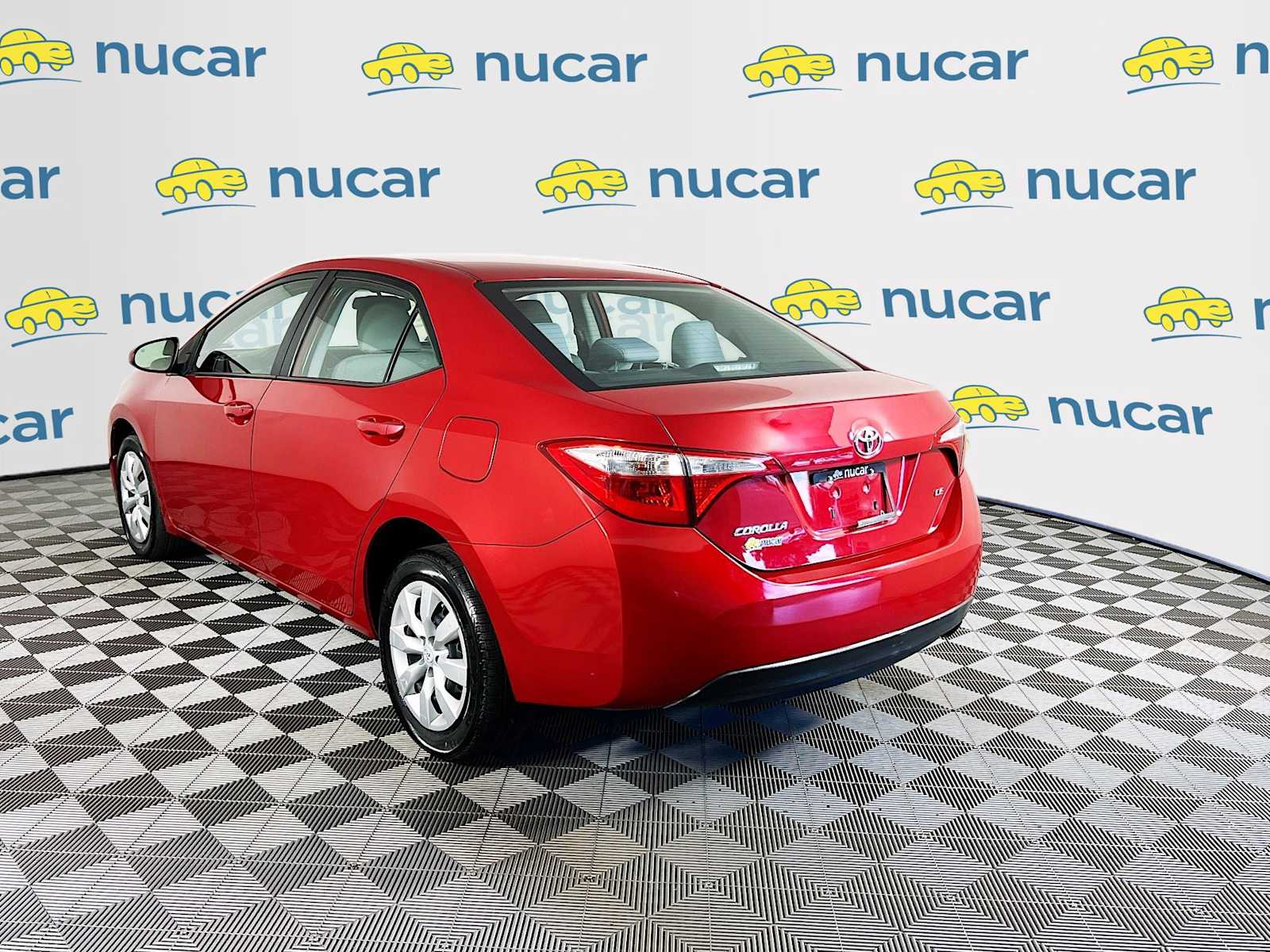 2016 Toyota Corolla LE - Photo 5