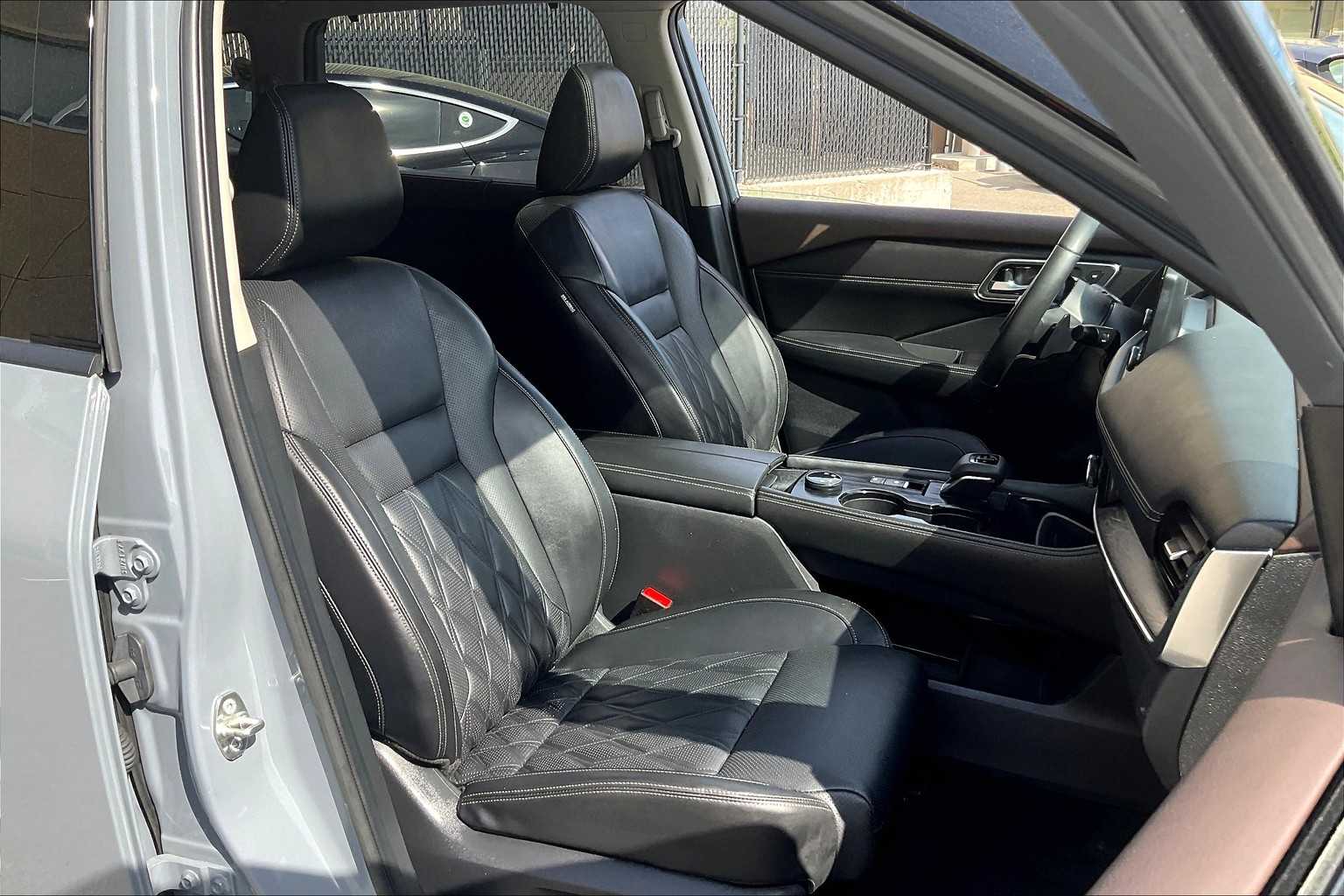 2022 Nissan Rogue Platinum - Photo 11