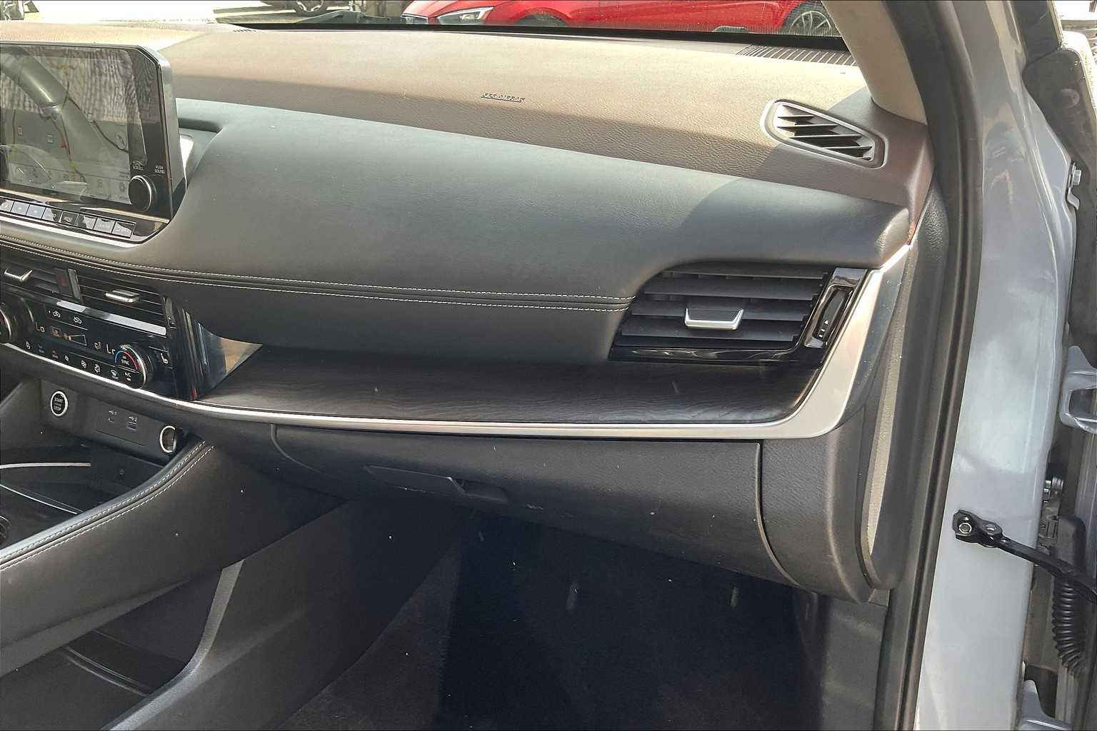 2022 Nissan Rogue Platinum - Photo 13
