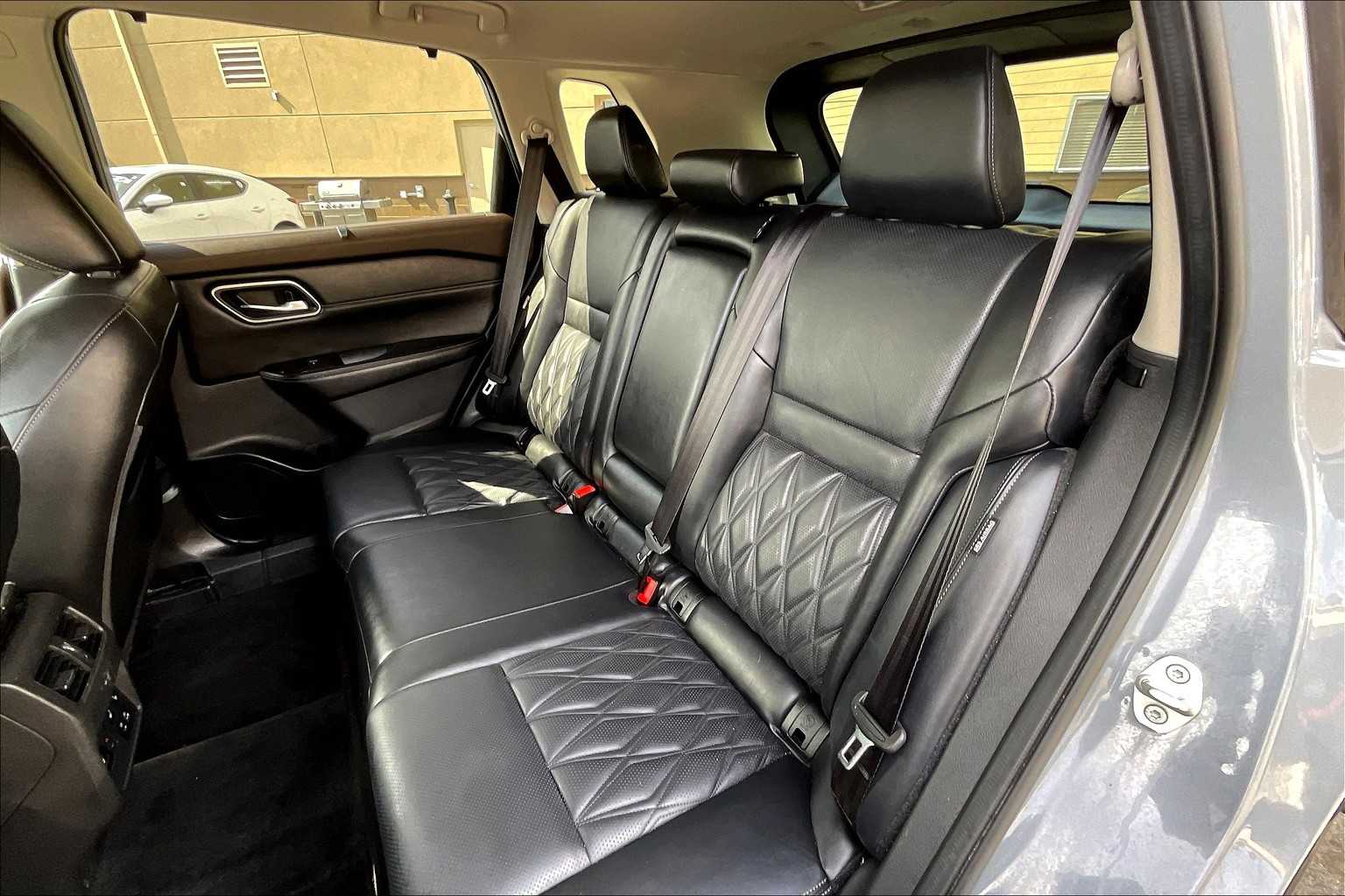 2022 Nissan Rogue Platinum - Photo 15